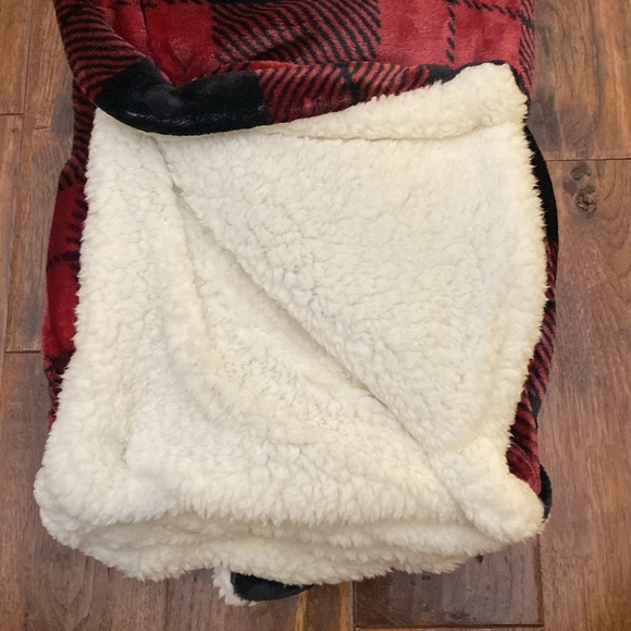 Plush and Sherpa Throw Blanket Plaid NEW - Picture 3 of 8